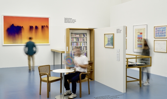 Öffentliche Führung durch die Ausstellung «Farbraum» in der Nationalbibliothek Bern (auf Französisch)